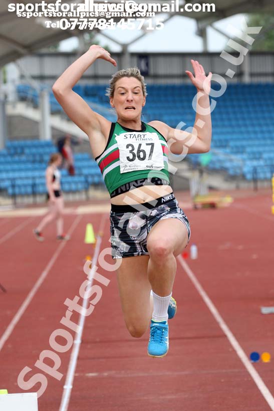 Senior womens long jump, Northern Senior and Under-20s Champs., Sports City, Manchester. Photo: David T. Hewitson/Sports for All Pics